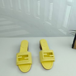 Fendi Slippers Shoes Best Quality
Women 35-41