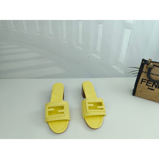 Fendi Slippers Shoes Best Quality
Women 35-41