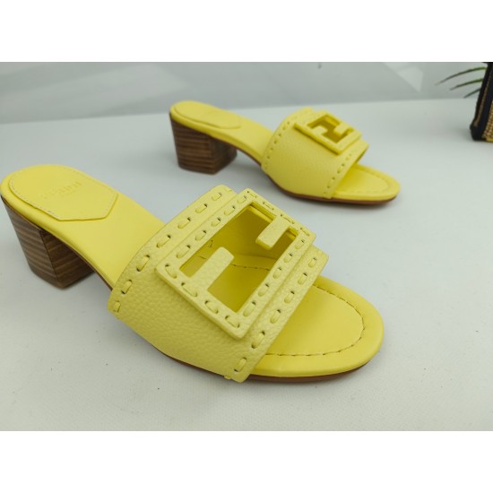 Fendi Slippers Shoes Best Quality
Women 35-41