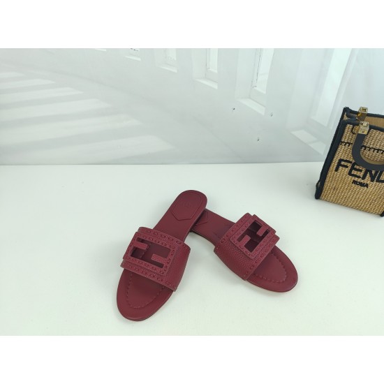 Fendi Slippers Shoes Best Quality
Women 35-41