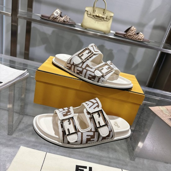 Fendi Slippers Shoes Best Quality
Women 35-41