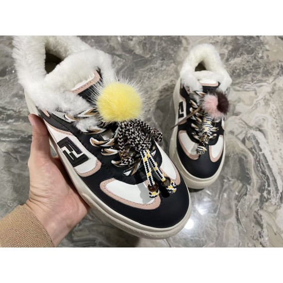 Fendi Sneakers Shoes Best Quality
Women 35-41
men 39-45