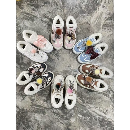 Fendi Sneakers Shoes Best Quality
Women 35-41
men 39-45