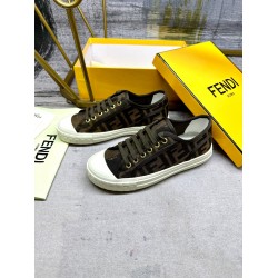 Fendi Sneakers Shoes Best Quality
Women 35-41
men 39-45
