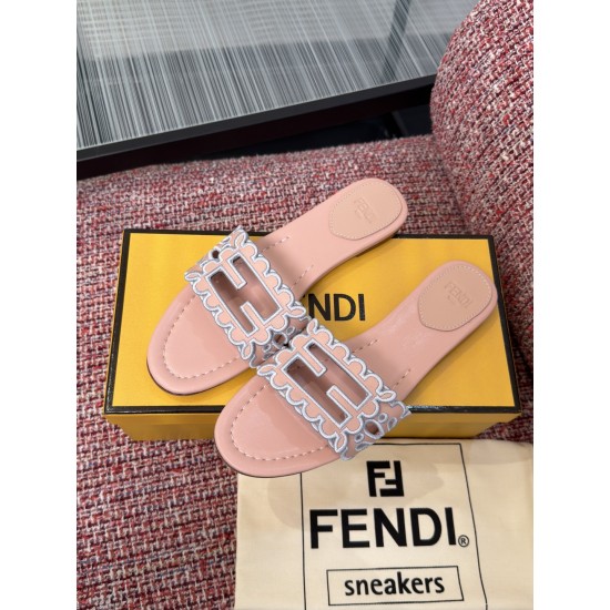 Fendi slippers