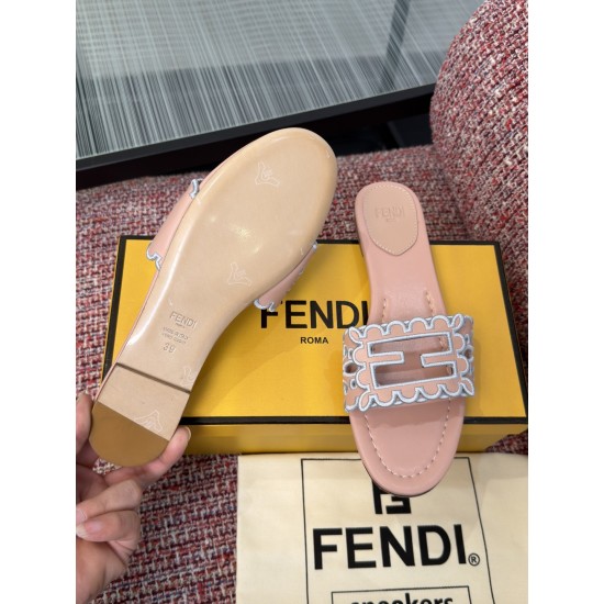 Fendi slippers