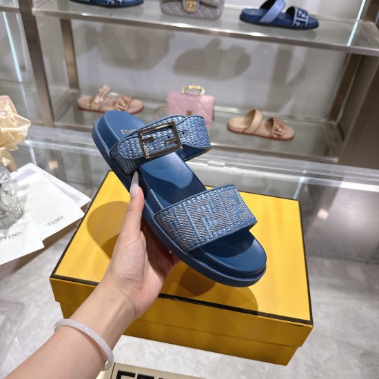 Fendi slippers