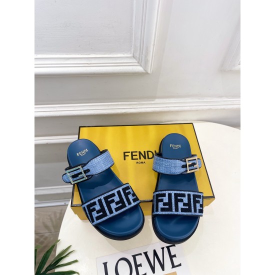 Fendi slippers