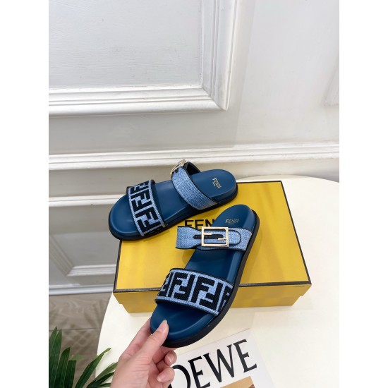 Fendi slippers