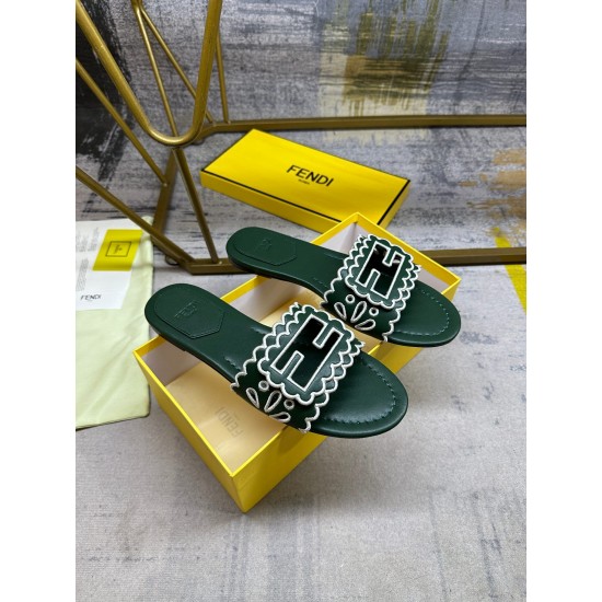 Fendi slippers
