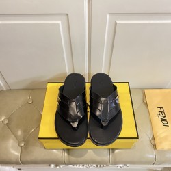 Fendi slippers