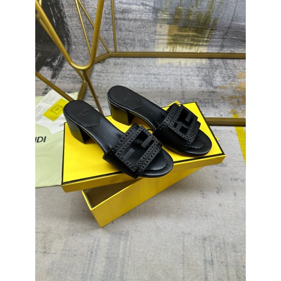 Fendi slippers