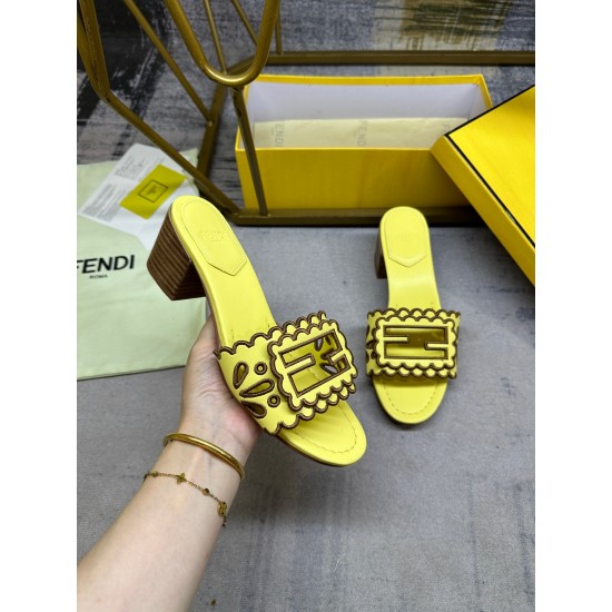 Fendi slippers
