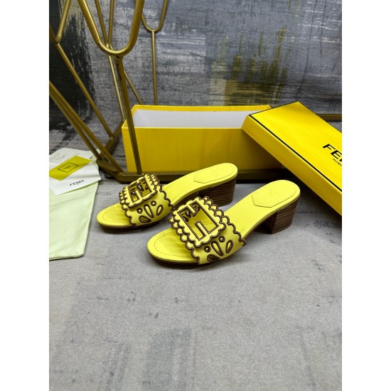 Fendi slippers