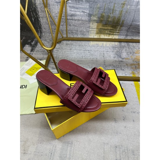 Fendi slippers