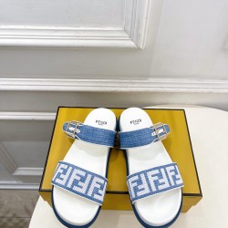 Fendi slippers