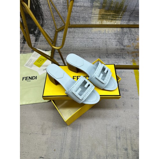 Fendi slippers