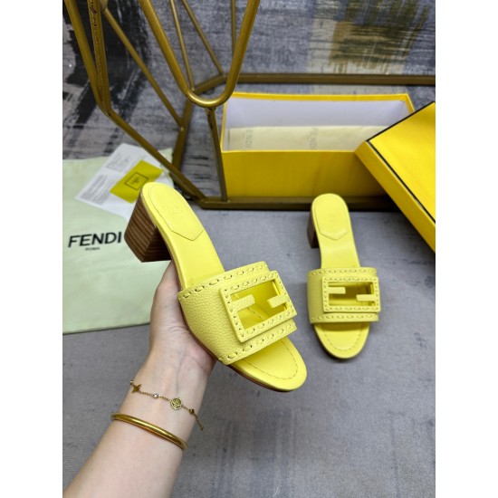 Fendi slippers