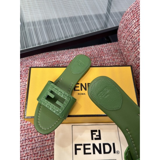 Fendi slippers