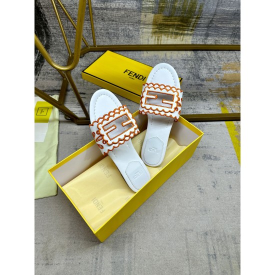 Fendi slippers