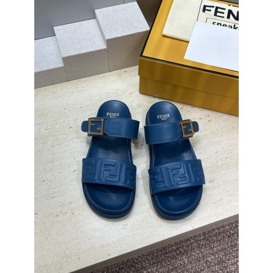 Fendi slippers