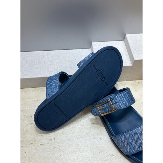 Fendi slippers
