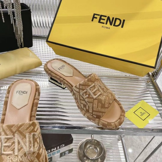 Fendi slippers