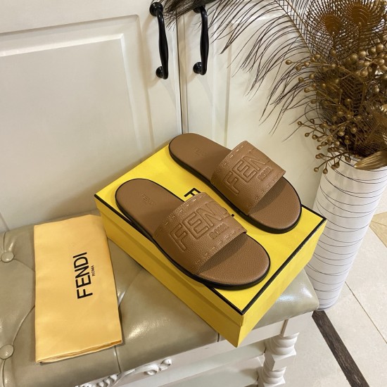 Fendi slippers