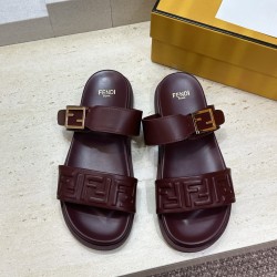 Fendi slippers