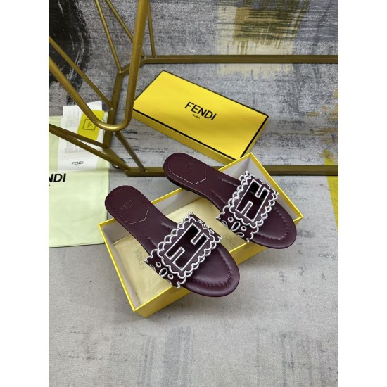 Fendi slippers