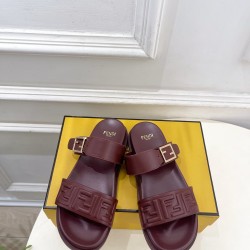Fendi slippers