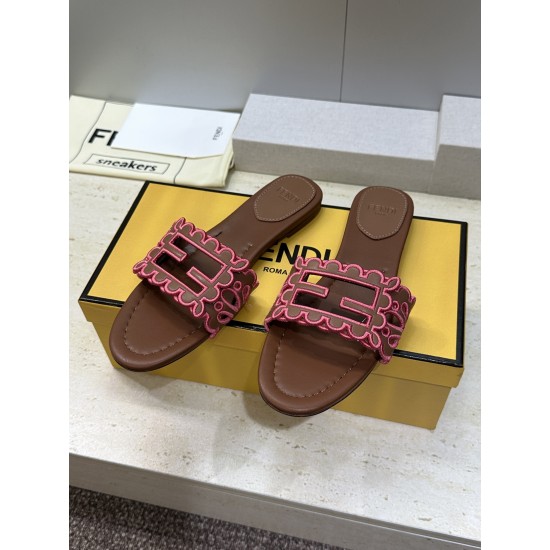 Fendi slippers