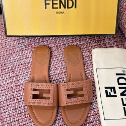 Fendi slippers