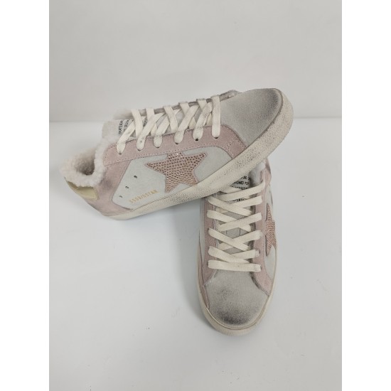 GGDB Shoes Collection
Women 35-41
Men 39-45