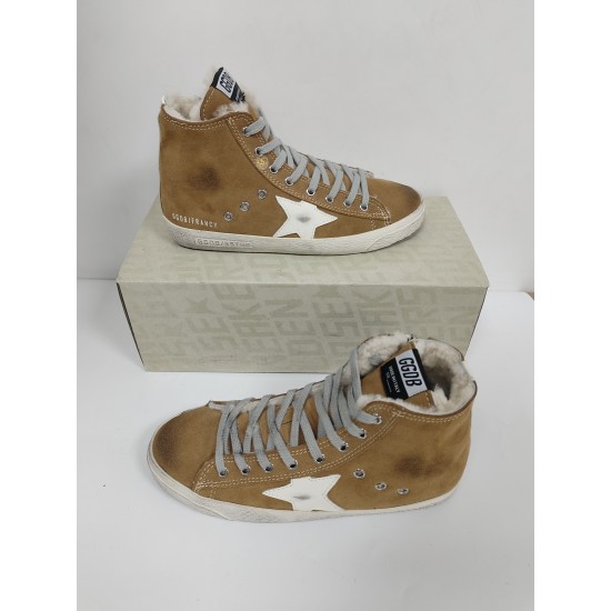 GGDB Shoes Collection
Women 35-41
Men 39-45