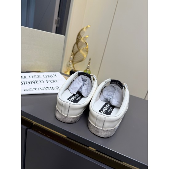 GGDB slippers