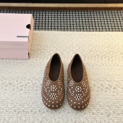 GGDB slippers