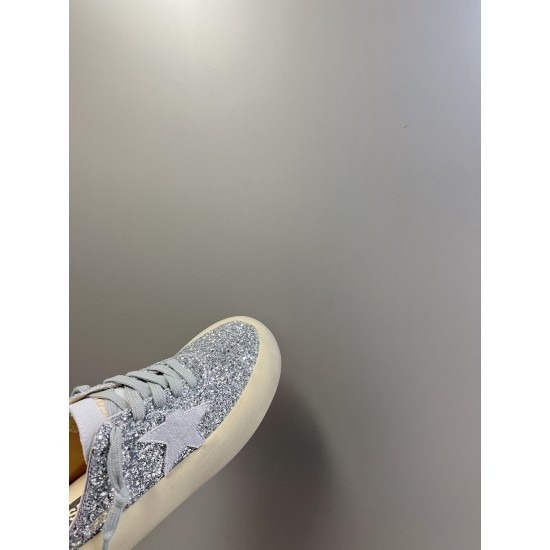 GGDB slippers