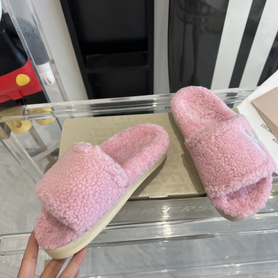 GGDB slippers