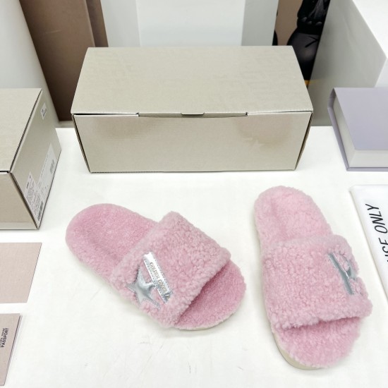 GGDB slippers