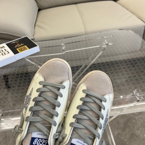 GGDB slippers