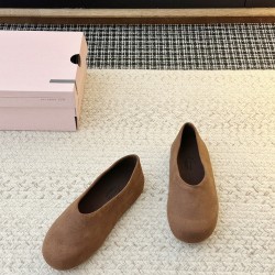 GGDB slippers
