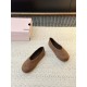 GGDB slippers