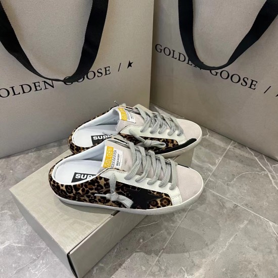GGDB slippers