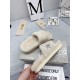 GGDB slippers