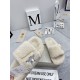 GGDB slippers