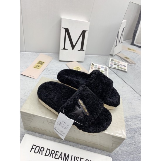 GGDB slippers