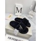 GGDB slippers