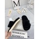 GGDB slippers