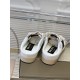 GGDB slippers